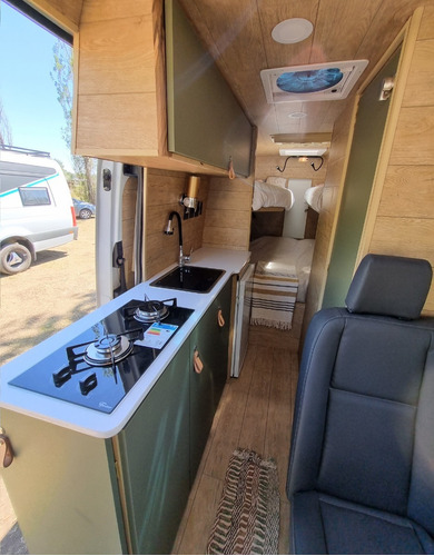 Imagen 12 de 25 de Motorhome 0km, Mercedes Benz Sprinter 516 4325