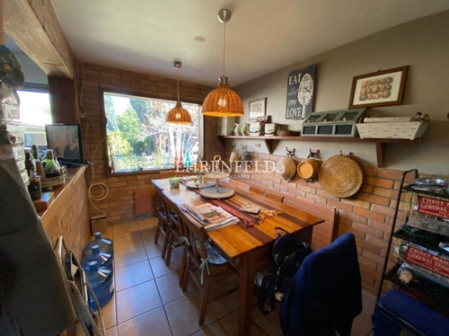 Casa En Venta De 6 Dorm, En Camino El Refugio. El Arrayán
