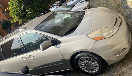 Toyota Sienna Xle Piel At