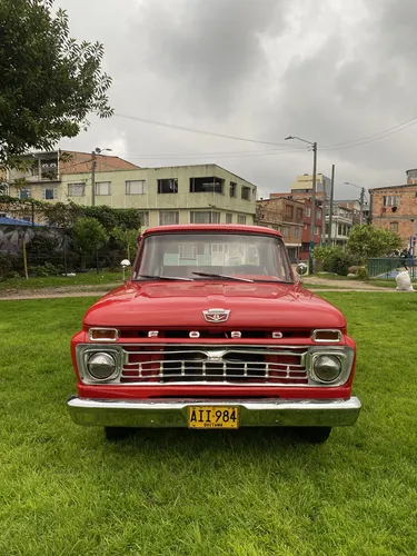 F-100 2400cc Motor 6 En Línea Excelentes Condiciones.