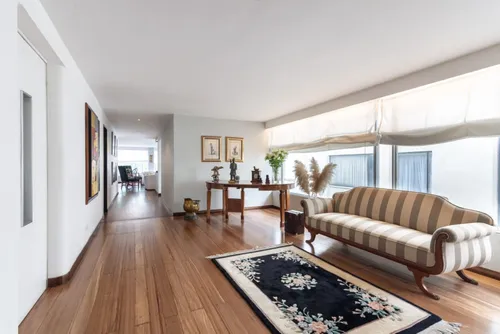 Apartamento En Venta En El Chicó. Cod V4027