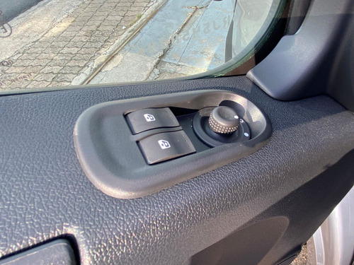 Imagen 20 de 20 de Renault Master Minibus 2.3 Diesel