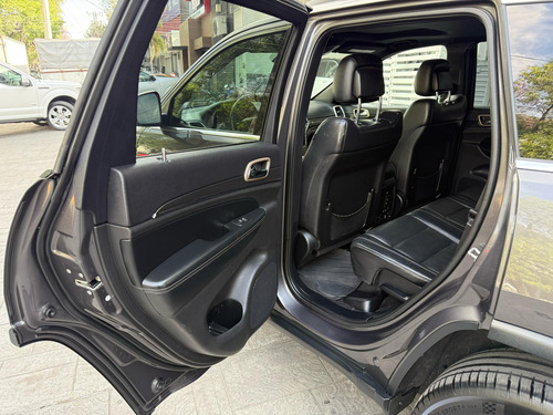 Jeep Grand Cherokee 3.6 Limited Lujo V6 4x2 At