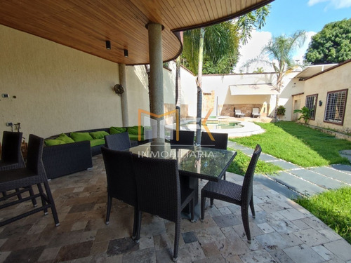 Imagen 19 de 29 de Mk Inmobiliaria Vende Quinta Moderna En Urb El Piñal, El Limón / 04128517764