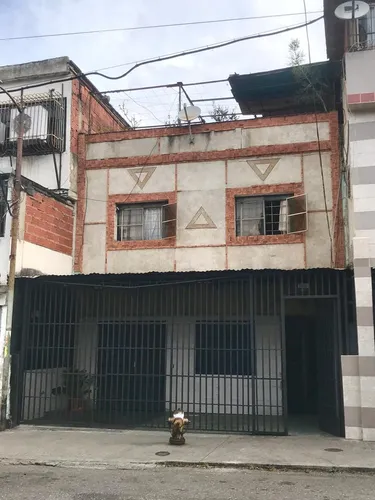 Casa En Venta El Cementerio