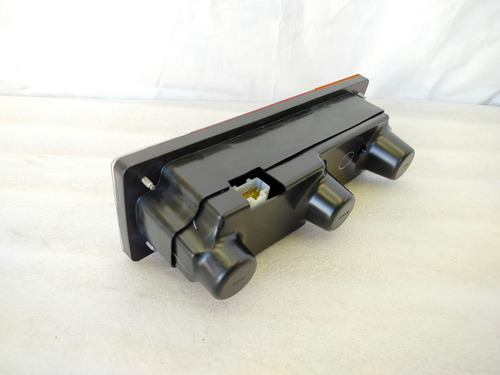 Calavera Izquierda Nissan D21 Pick Up 1995-2010