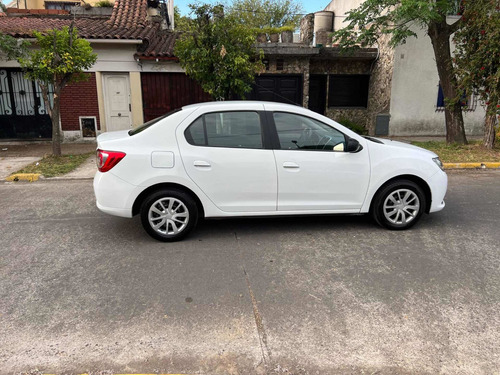 Imagen 7 de 17 de Renault Logan 2018 1.6 Expression 85cv