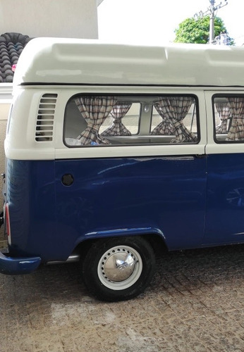 Imagem 10 de 15 de Volkswagen Kombi 2010 1.4 Total Flex 3p