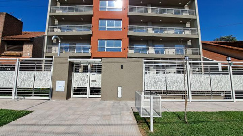 Imagen 2 de 14 de Edificio - Haedo