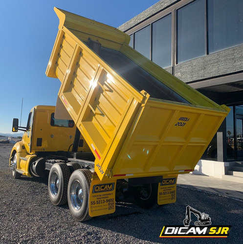 Imagen 5 de 10 de Camión Volteo Kenworth T680 14m3 Año 2014