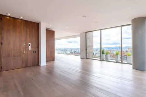 Apartamento En Venta En Los Rosales. Cod V3001