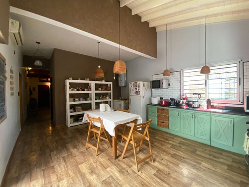 Casa En Venta 3 Amb, Benito Juarez, El Palomar
