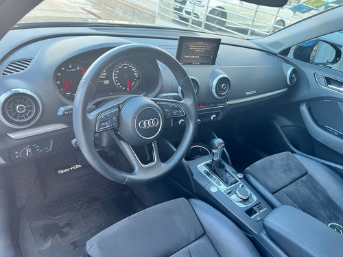 Imagen 8 de 9 de Audi A3 Sportback 1.4 Tfsi Alcantara