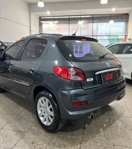 Peugeot 207 1.6 Feline 106cv