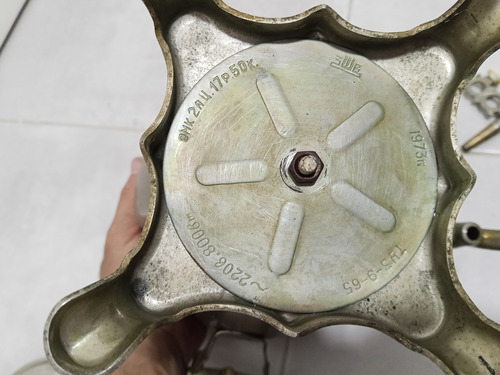E/d- Antiguo Samovar Origen Soviético Año 1973 (Usado)