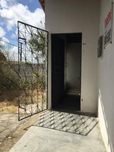 Imagem 1 de 10 de Casa Para Venda - 004101