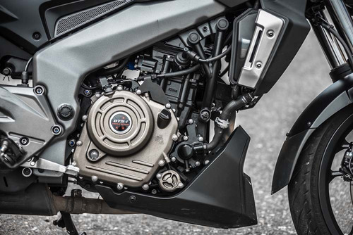 Imagen 1 de 6 de Bajaj Dominar 400