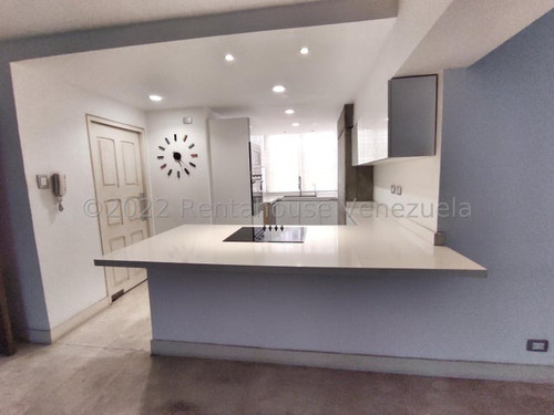 En Venta Moderno Apartamento Remodelado, Bien Distribuido, Cocina De Ultima Generación, Ubicado En Chuao, Edificio Con Rápido Acceso A Vías Principalesvi Mls #25-902