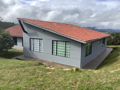 Guasca Casa Lote Y Casa Servicio 4 Garajes Bodega