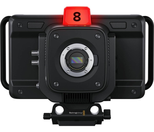 Câmera Blackmagic Design Studio 4K Plus G2