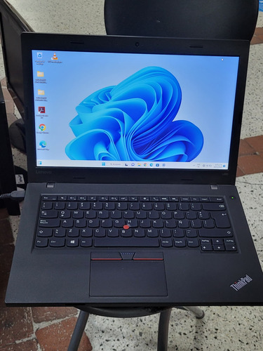 Computador Portátil Lenovo Corei 7, 6ta Gen 12 Ram, 500 Gb