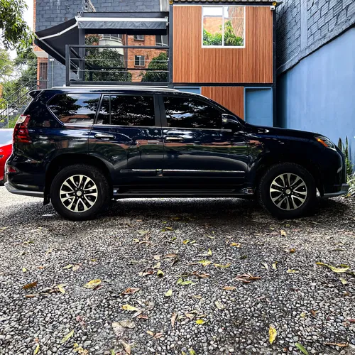 Lexus GX 4.6 460 Premium