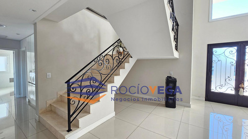Casa En Venta En Terravista, General Rodriguez