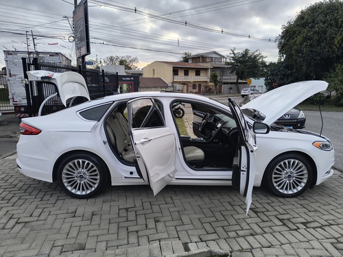 Ford Fusion 2.0 Titanium Hybrid Aut. 4p
