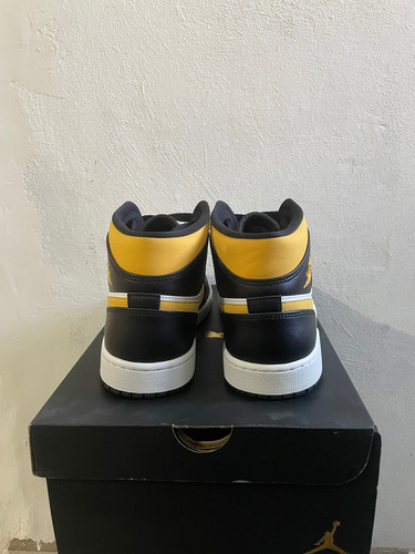 Jordan 1 Mid Polen 27.5 Mx Original (Usado)