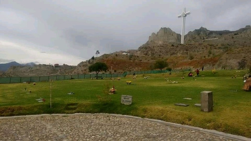 Imagen 9 de 9 de Cementerio Jardín Kantutani - Cementerio Los Andes