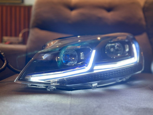 Farol Golf Mk7 Modelo Mk7,5 Friso Azul Black Friday