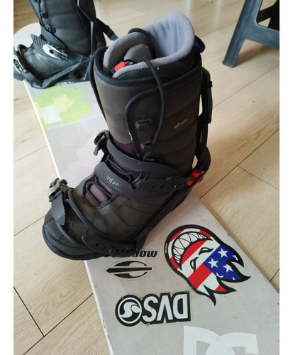 Tabla Snowboard Division 23 Con Fijaciones Y Botas