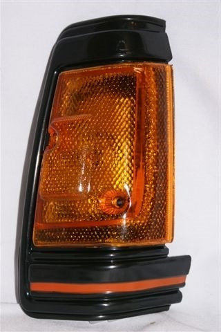 Farol Del Der Nissan 720 86-90 Diesel Sd23