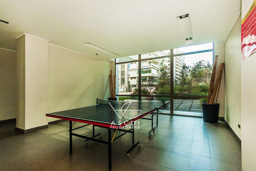 Departamento En Venta De 3 Dorm. En Vitacura