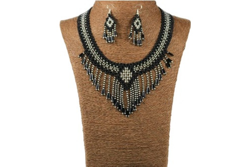 Conjunto Curiosidad Nativa (collar Y Aretes) Artesanal 