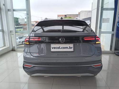Volkswagen Nivus 1.0 4P FLEX 200 TSI HIGHLINE AUTOMÁTICO