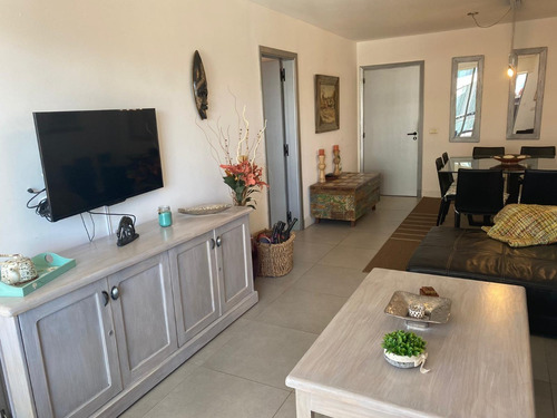 Imagen 7 de 19 de Piso 12 Con Piscina Climatizada A Dos Cuadras De Playa Brava, 2 De Playa Mansa Y Una Del Enjoy