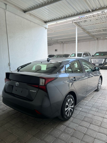 Toyota Prius 1.8 Premium Cvt
