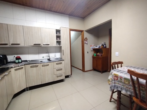 Mini Sítio Com Ampla Casa