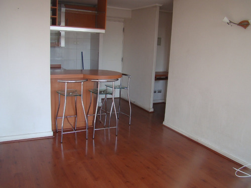 Se Vende Depto 2 Dormitorios 2 Baños Carmen 566