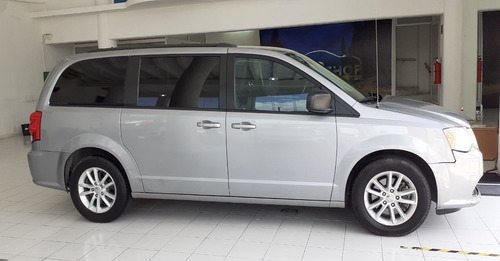 Imagen 6 de 15 de Dodge Grand Caravan 2018 3.6 Sxt At