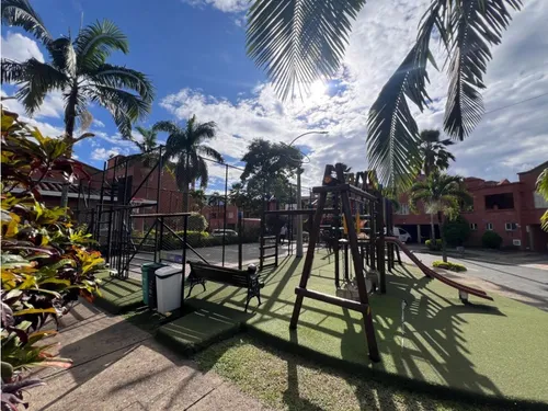 | Ve N T A | Casa En Envigado-unidad Cerrada. La Mejor Ubicación