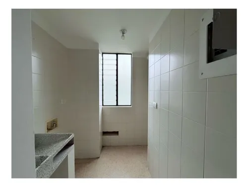 Rhbr-14412 (apartaestudio) Piso 6 (medellin, Poblado)