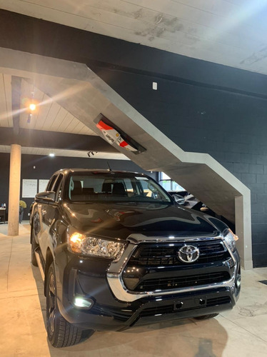 Hilux 2.7 Srv Cd 4x4 Flex 2020 0km - São Paulo Motorsport