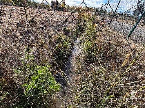 Parcela De Agrado En Sector Los Villares, Calle Larga.