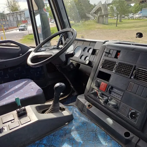 Camion Iveco Trakker 380t42