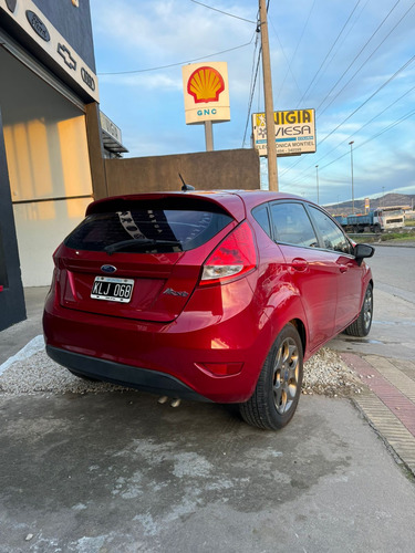 Ford Fiesta Kinetic 1.6 Design 120cv Titanium