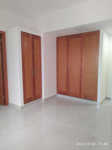 Imagen 3 de 16 de Apartamento Penthouse En El Millon