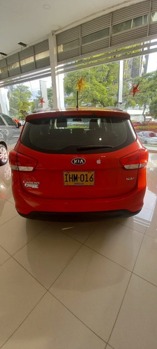 Imagen 4 de 5 de Kia Carens Suv Ex At