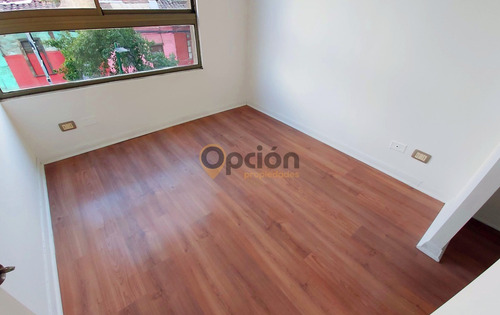 Venta Sin Com / Metro Hospitales / 2d-1b Estacionamiento